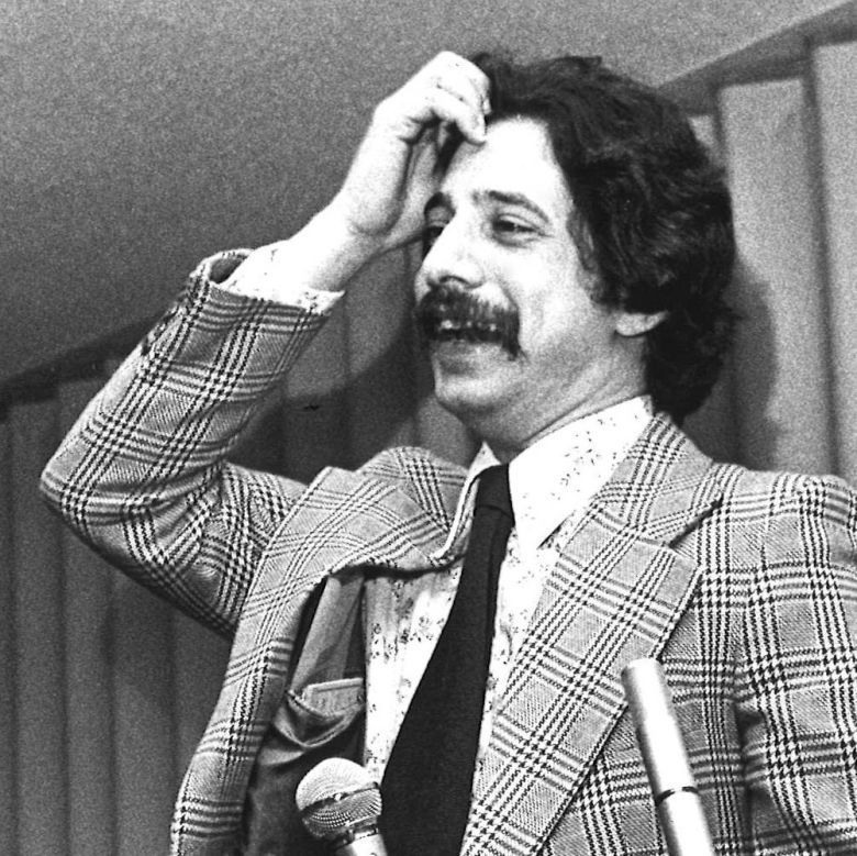 1975: Wins reelection